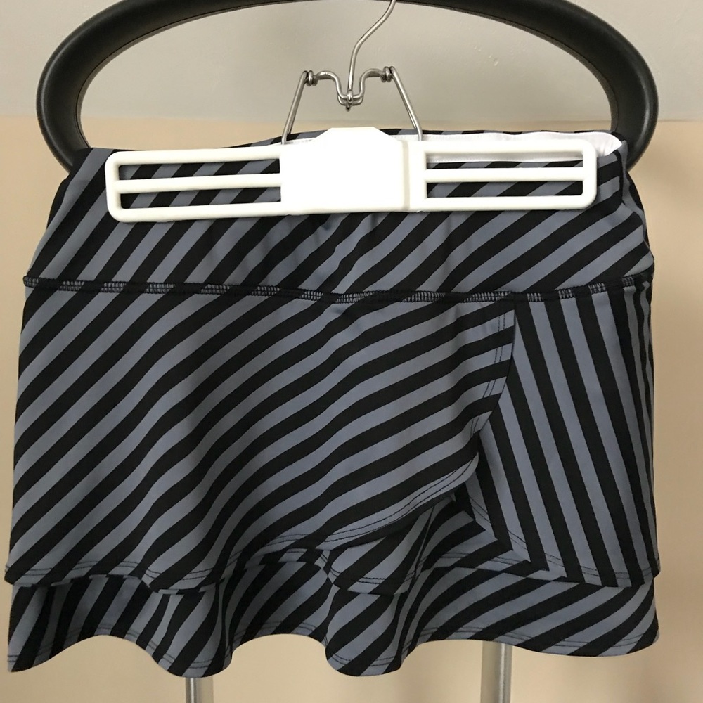 Athleta woman’s run skirt